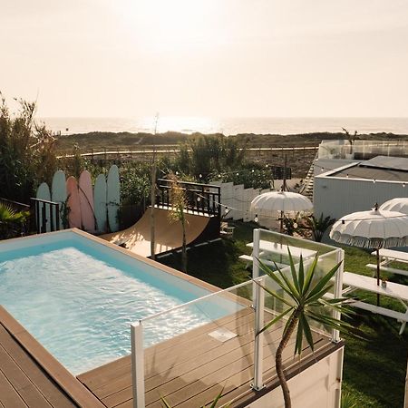 לינה וארוחת בוקר פיגואיירה דה פוז We Surf House מראה חיצוני תמונה