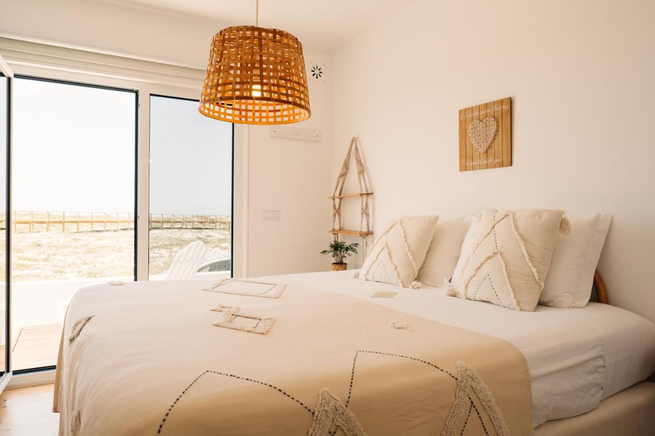 לינה וארוחת בוקר פיגואיירה דה פוז We Surf House מראה חיצוני תמונה