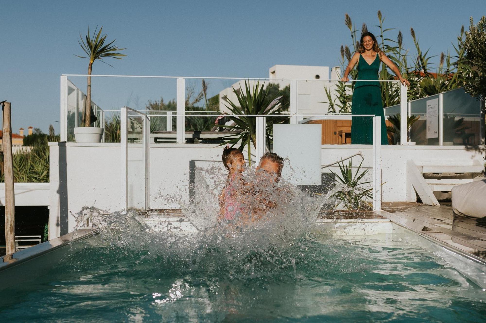 לינה וארוחת בוקר פיגואיירה דה פוז We Surf House מראה חיצוני תמונה